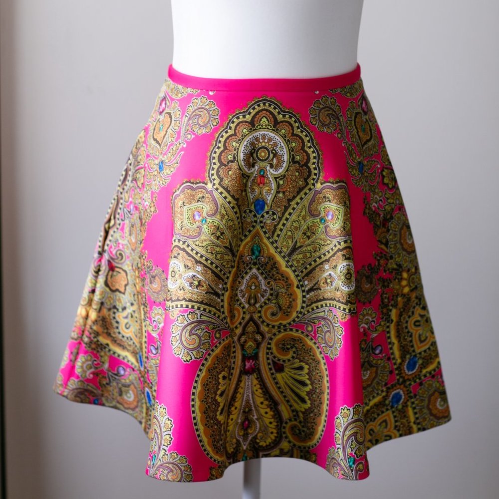 😍TED BAKER LONDON Jewel Paisley FUN VIBRANT Pink Skirt - US SIZE 4